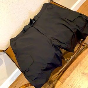 Luxurious life in Outdoor Life sports silky soft shorts with 4 pockets in front